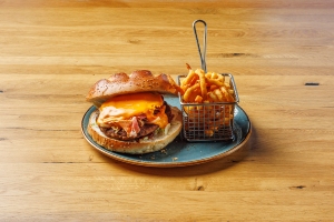 Bultburger - Wegrestaurant Frans op den Bult in Deurningen nabij Hengelo, Oldenzaal, Enschede